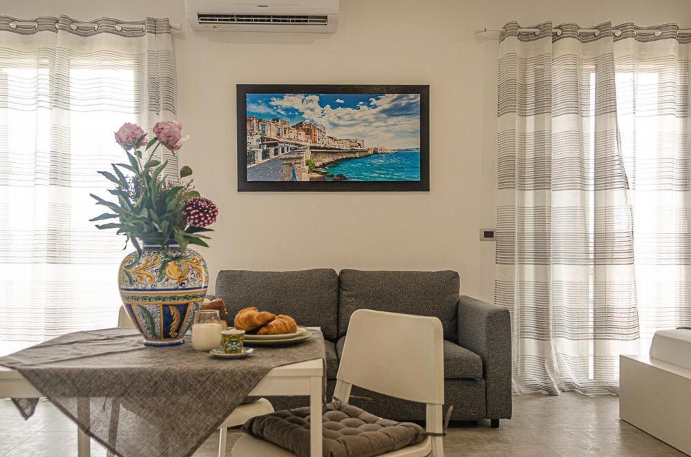 Sunrise Luxury Apartments Cassibile Luaran gambar
